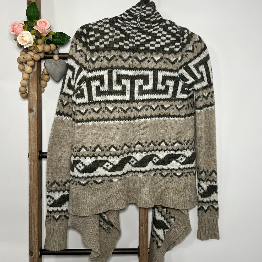 Abercrombie and Fitch Long Sleeve Open Cardigan Size Medium - Picture 5 of 7